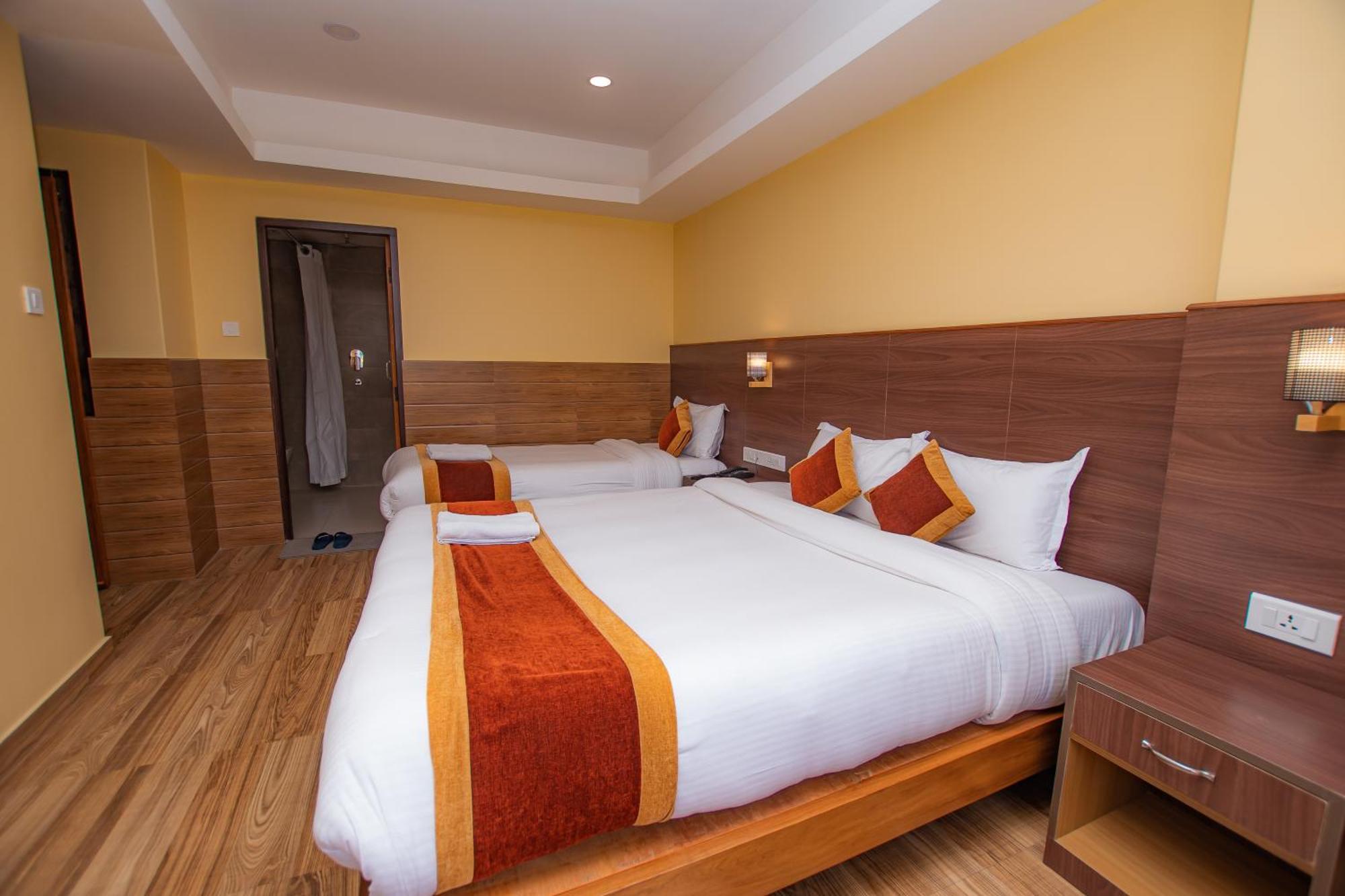 Hotel Hidden Kingdom Pokhara Exterior photo
