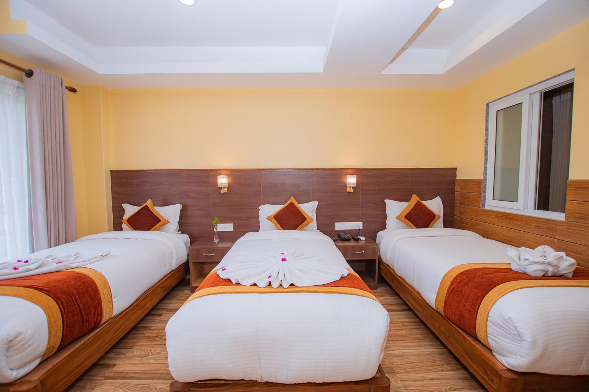 Hotel Hidden Kingdom Pokhara Exterior photo