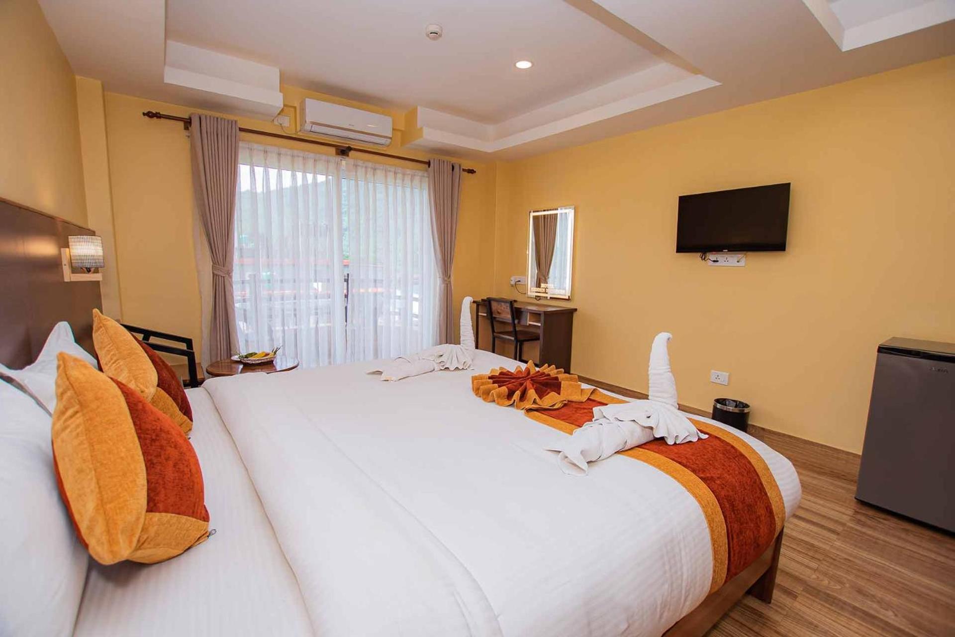 Hotel Hidden Kingdom Pokhara Exterior photo